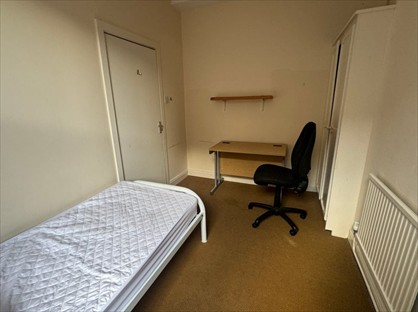 Room in a Shared House, Berry St, WV1