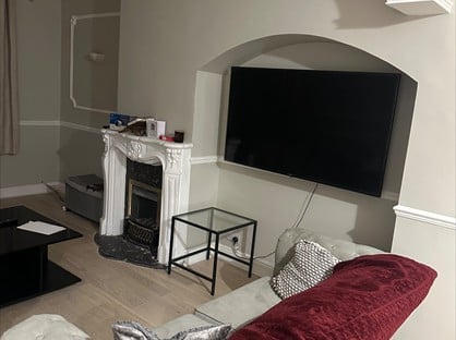 Room in a Shared House, Heathway, RM10