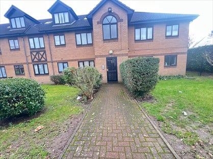 2 Bed Flat, Bradley Road, EN3
