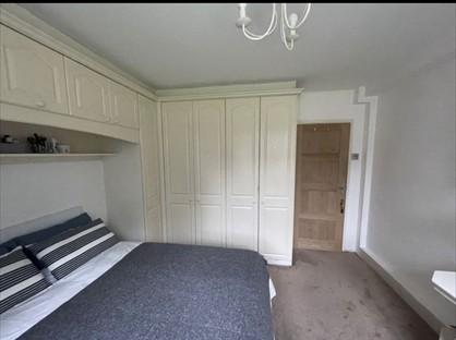 Room in a Shared House, Longbridge Road, IG11