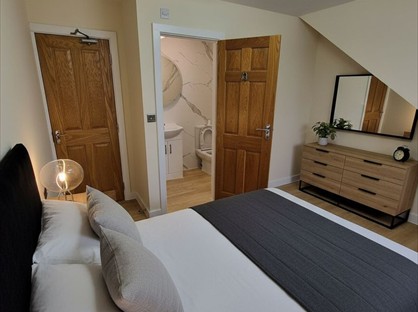 Room in a Shared House, King Edward Avenue, RM13