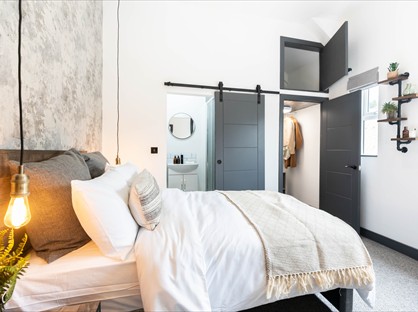 Room in a Shared House, Slad Road, GL5