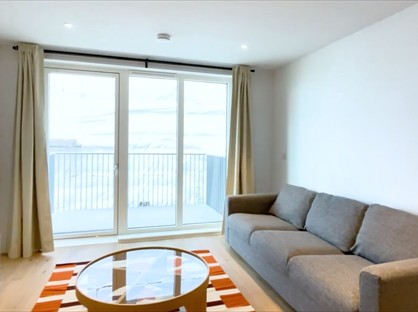 1 Bed Flat, Greenleaf Walk, UB1