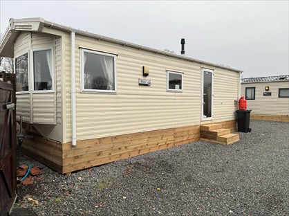 2 Bed Mobile Home, Weeping Willow, GU6