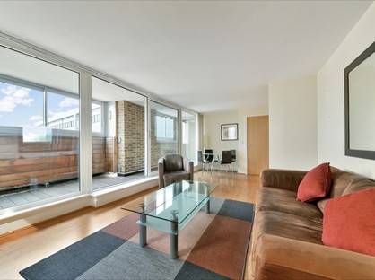 1 Bed Flat, Axis Court, SE16