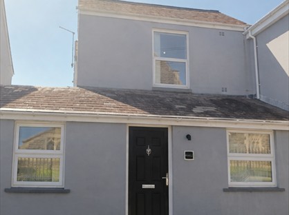 2 Bed Maisonette, Priory Street, SA31