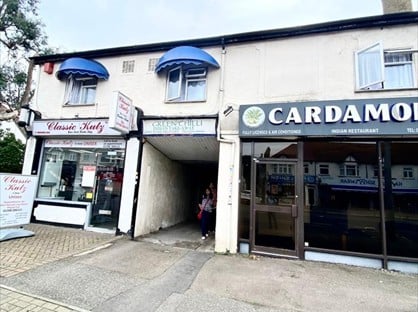 3 Bed Flat, Hornchurch Road, RM12