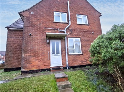 3 Bed Semi-Detached House, Kingsclere Road, RG21