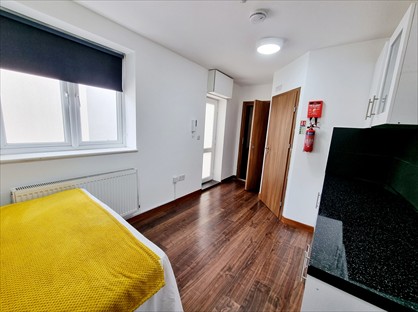 Studio Flat, Chalvey Road East, SL1