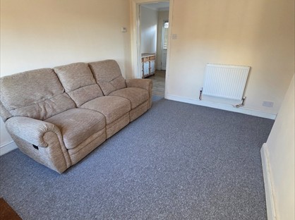 2 Bed Terraced House, Old Church Road, TN38