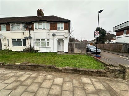 2 Bed Flat, Staines Road, TW4