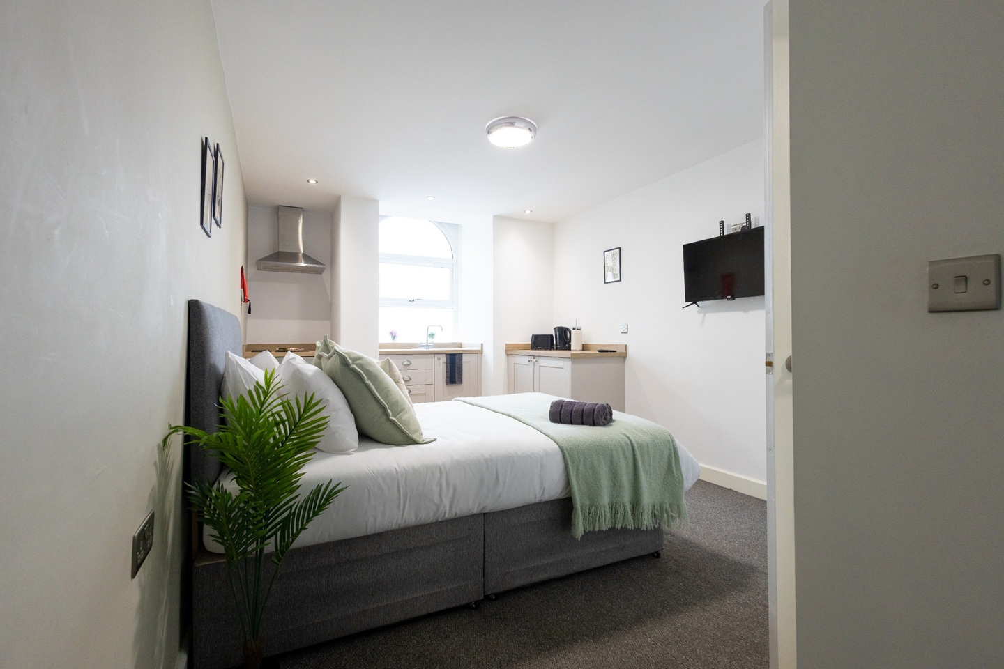 Additional image 8 of Room in a Shared House, Macklin Street, DE1, N1 7GU