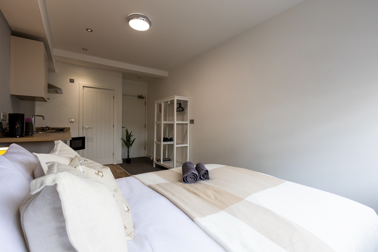 Additional image 4 of Room in a Shared House, Macklin Street, DE1, N1 7GU