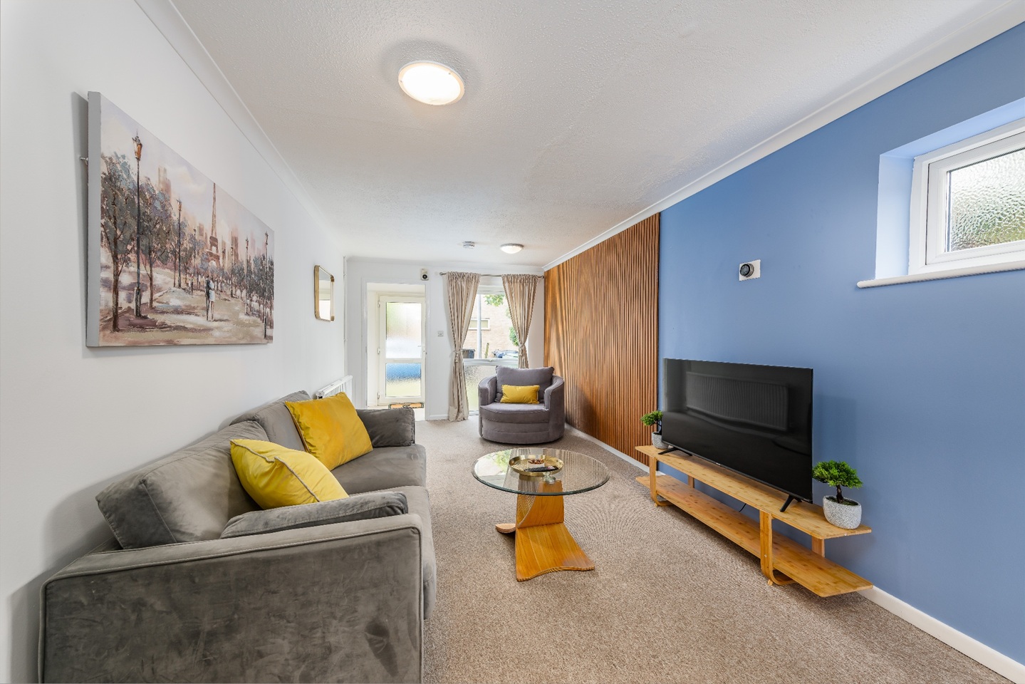 Additional image 2 of 4 Bed Semi-Detached House, Midhurst Close, CB4, N1 7GU