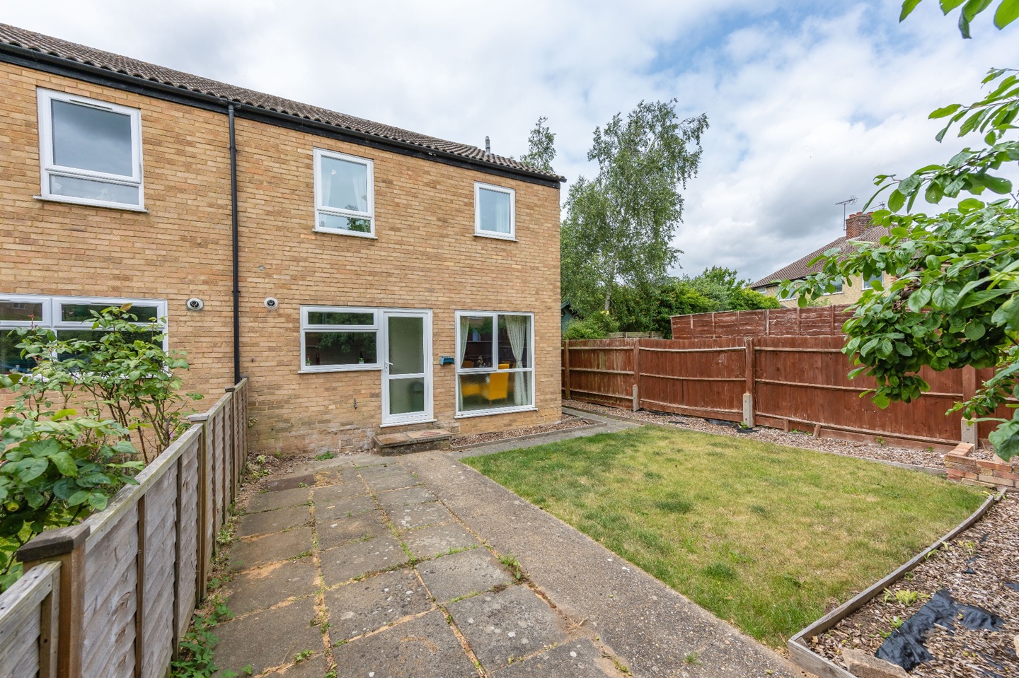 Additional image 14 of 4 Bed Semi-Detached House, Midhurst Close, CB4, N1 7GU