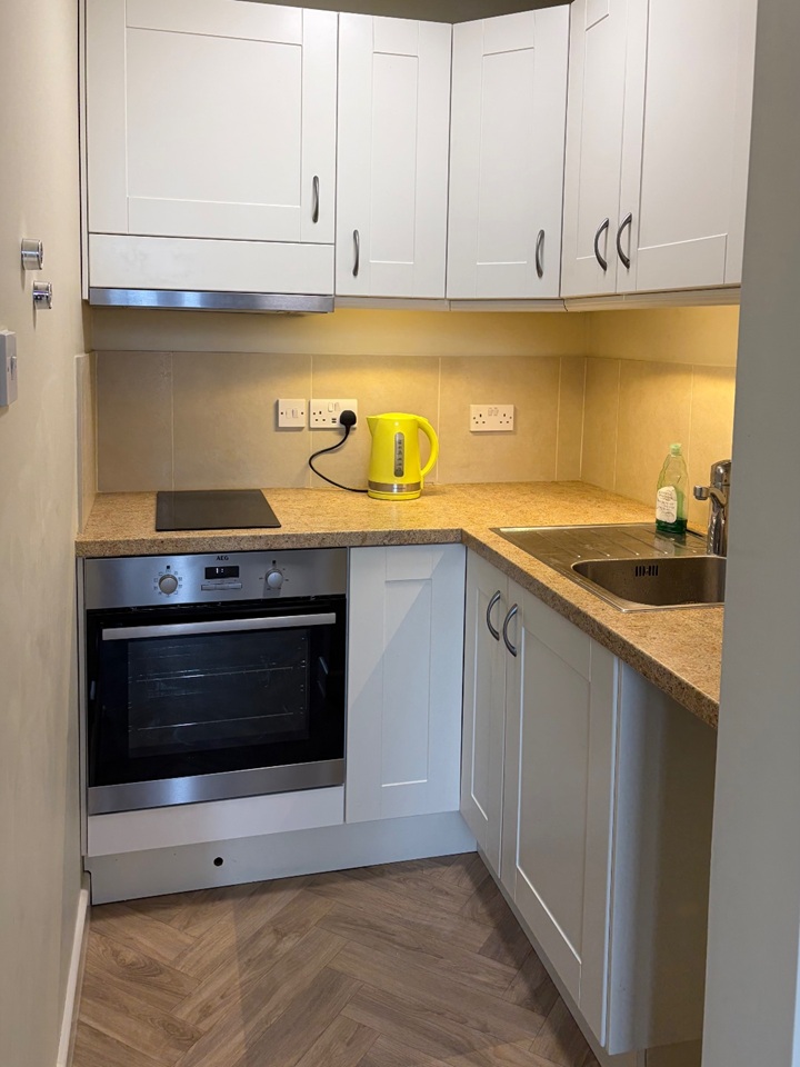 Additional image 3 of 1 Bed Flat, Bedford Square, BN1, N1 7GU