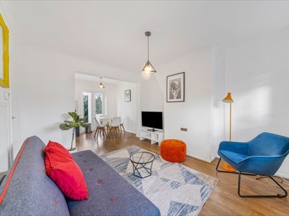 2 Bed Semi-Detached House, Yewdale Close, BR1