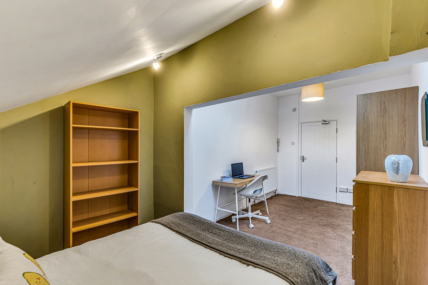 Additional image 3 of Room in a Shared House, West St, LE1, N1 7GU