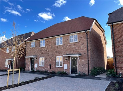 3 Bed Semi-Detached House, Monarch Place, ME9