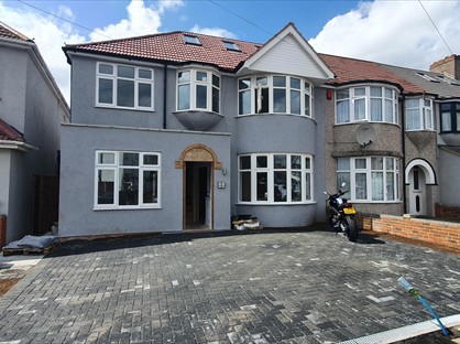 3 Bed Flat, Kingsbury, HA3