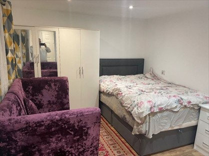 Studio Flat, Wolsey Grove, HA8