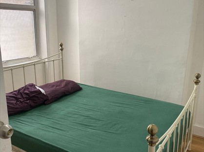 Room in a Shared House, London, E17