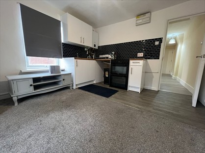1 Bed Flat, Fengate, PE1