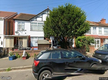 2 Bed Flat, Bulstrode Ave, TW3