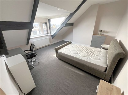 Room in a Shared House, Leeds, LS4