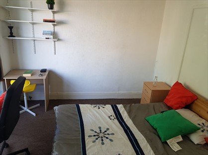 Room in a Shared House, High Road, SO16
