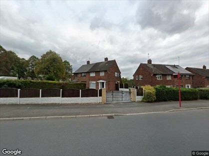 3 Bed Semi-Detached House, Town Street, LS10