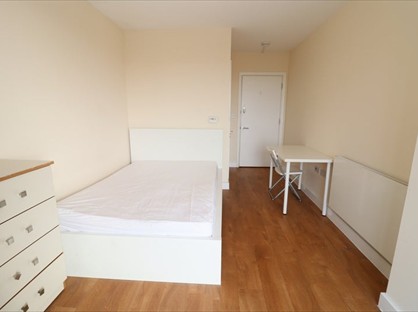 Room in a Shared House, Upper Seymour Street, BD3