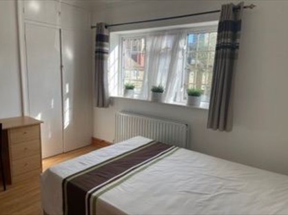1 Bed Flat, Currey Road, UB6