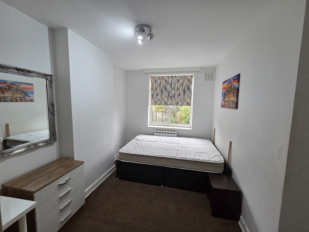 London - Room in a Shared House, Congleton Grove, SE18 - To Rent Now ...