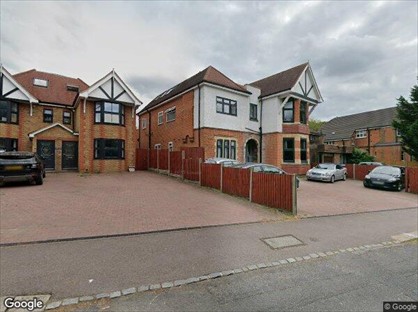 Room in a Shared House, London Road, RH1