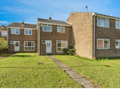 3 Bed Terraced House, Rhuddlan Court, NE5
