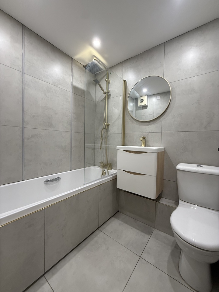 Additional image 2 of 2 Bed Flat, Schooner Way, CF10, N1 7GU