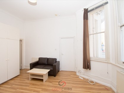 Studio Flat, London, NW6