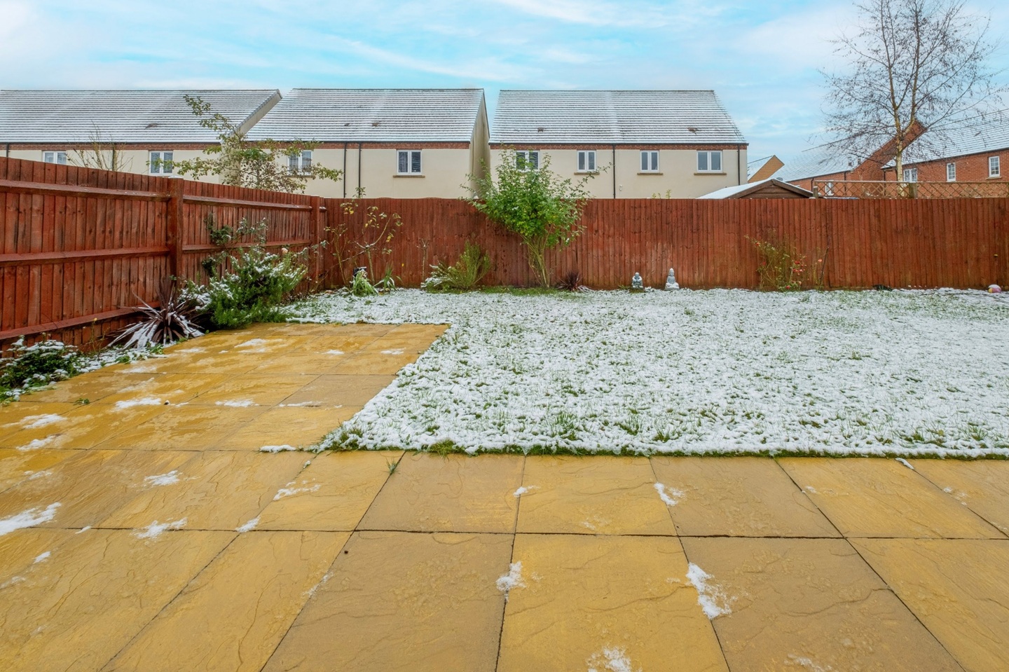 Additional image 2 of 6 Bed Semi-Detached House, Redcar Road, OX26, N1 7GU