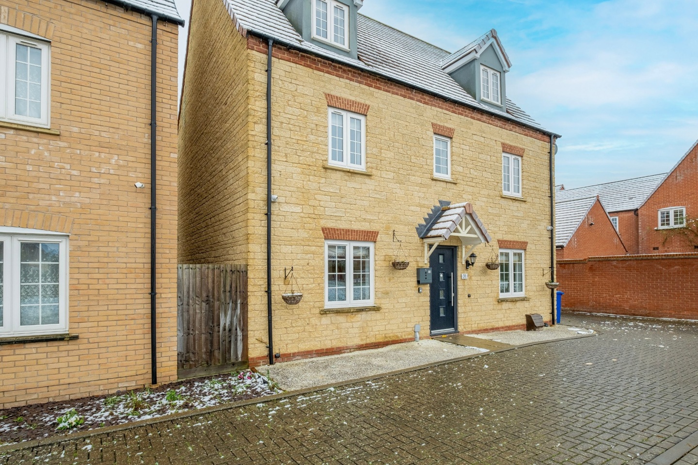 Additional image 6 of 6 Bed Semi-Detached House, Redcar Road, OX26, N1 7GU
