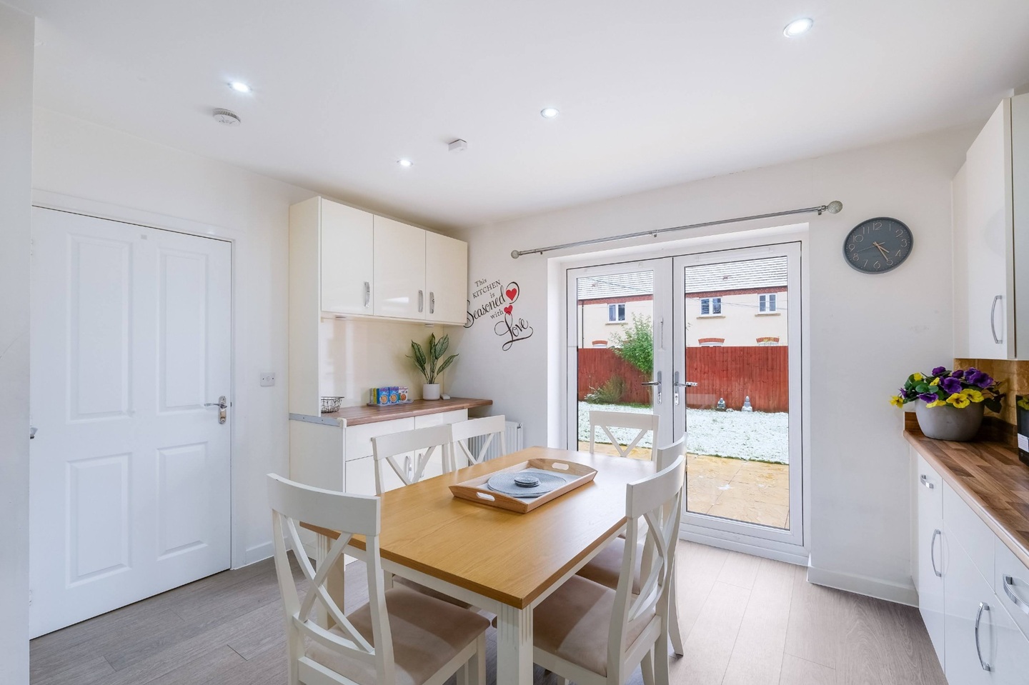 Additional image 15 of 6 Bed Semi-Detached House, Redcar Road, OX26, N1 7GU