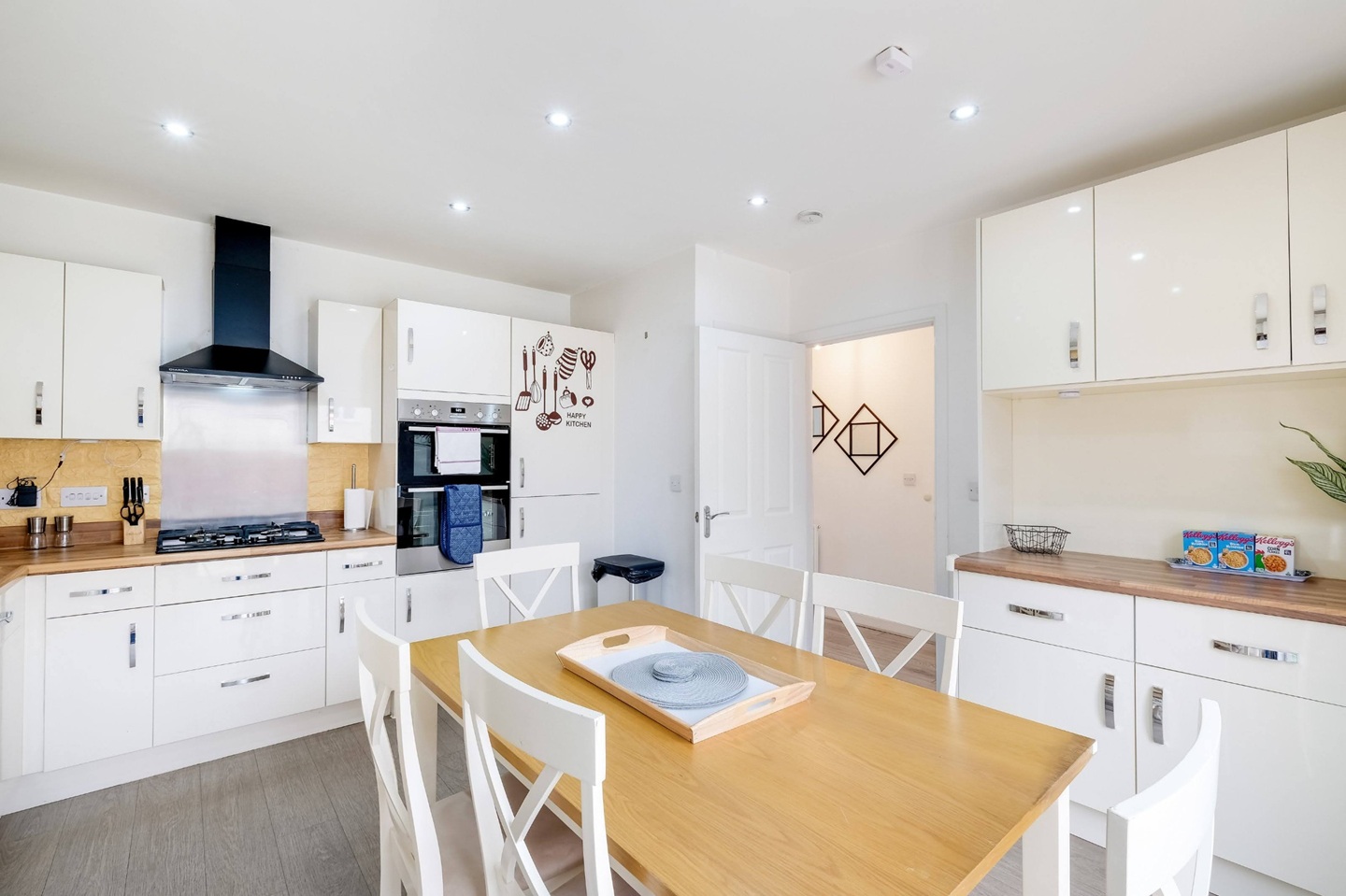 Additional image 16 of 6 Bed Semi-Detached House, Redcar Road, OX26, N1 7GU