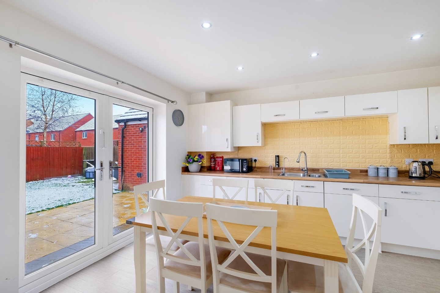 Additional image 18 of 6 Bed Semi-Detached House, Redcar Road, OX26, N1 7GU