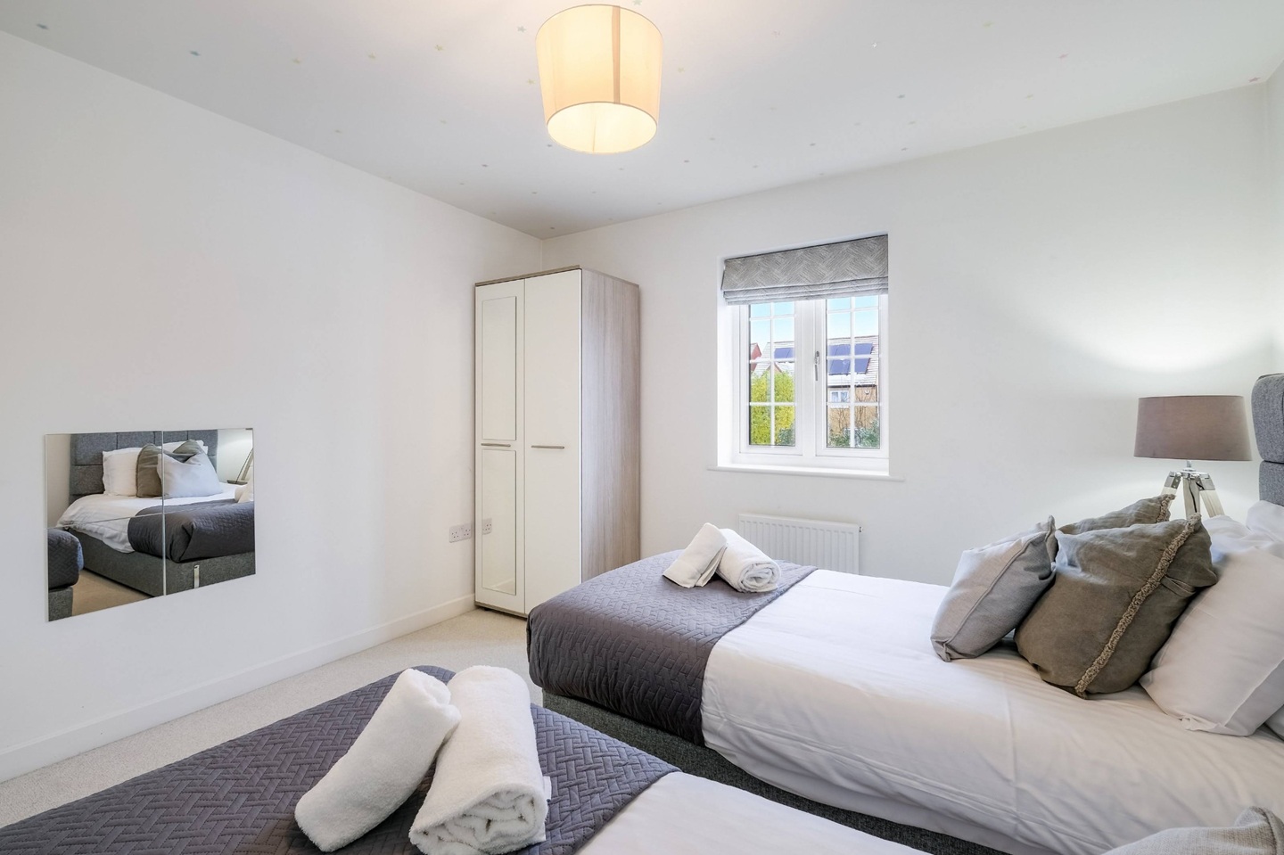 Additional image 30 of 6 Bed Semi-Detached House, Redcar Road, OX26, N1 7GU