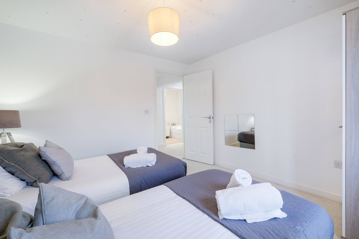 Additional image 31 of 6 Bed Semi-Detached House, Redcar Road, OX26, N1 7GU