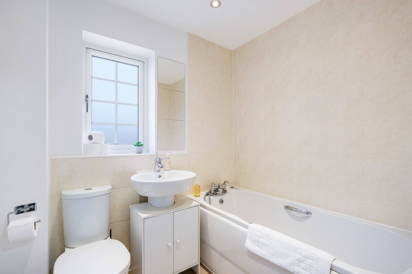Additional image 35 of 6 Bed Semi-Detached House, Redcar Road, OX26, N1 7GU