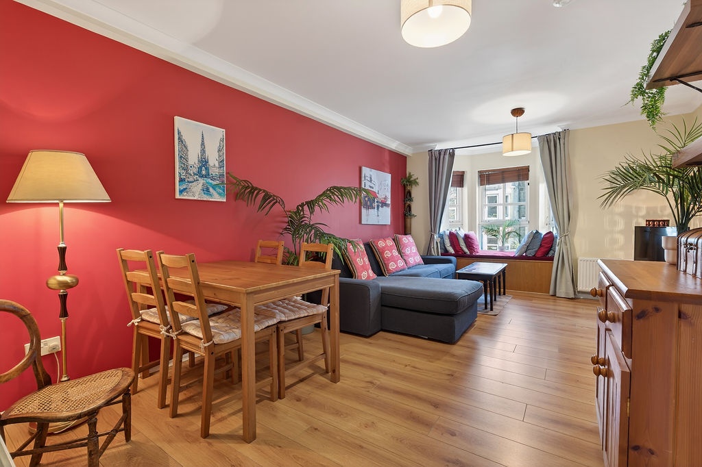 Additional image 2 of 2 Bed Flat, Mcdonald Road, EH7, N1 7GU