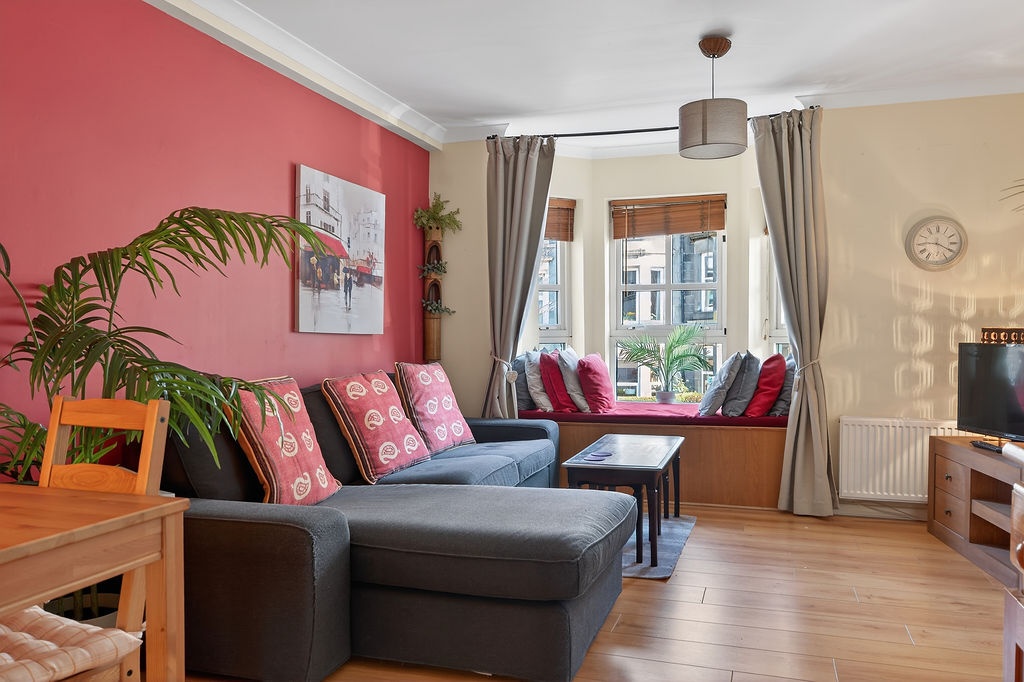 Additional image 4 of 2 Bed Flat, Mcdonald Road, EH7, N1 7GU