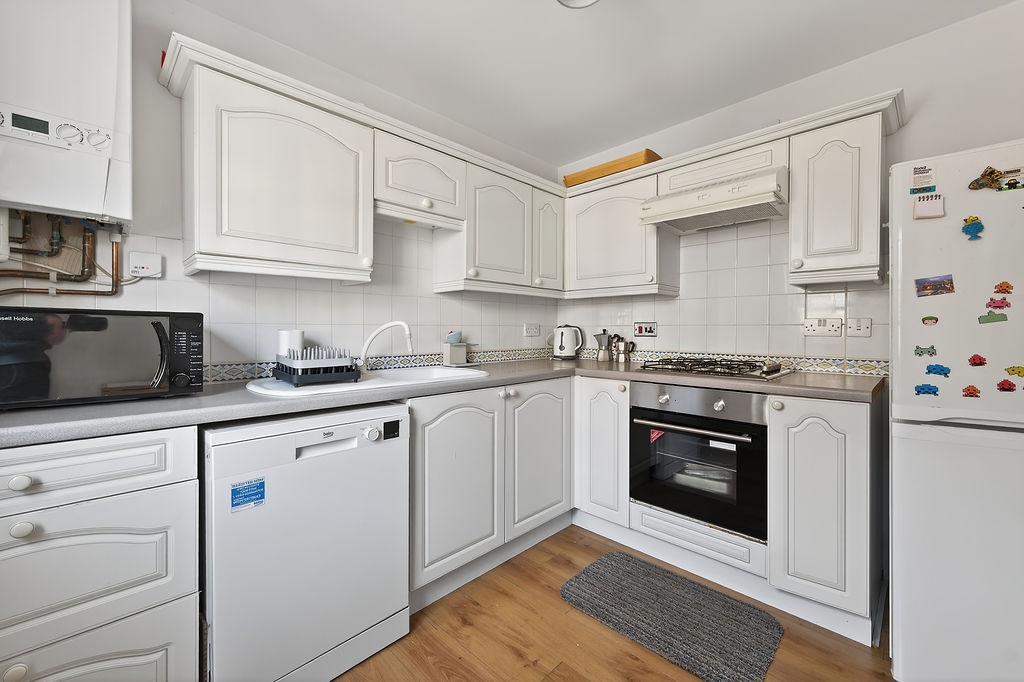 Additional image 11 of 2 Bed Flat, Mcdonald Road, EH7, N1 7GU