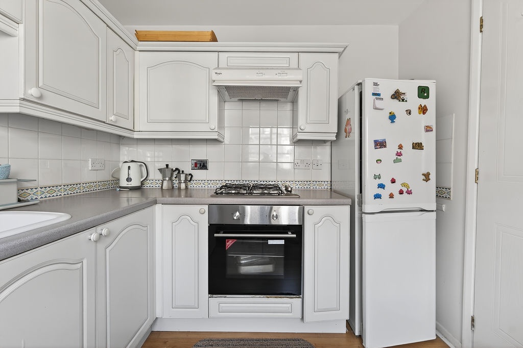 Additional image 12 of 2 Bed Flat, Mcdonald Road, EH7, N1 7GU